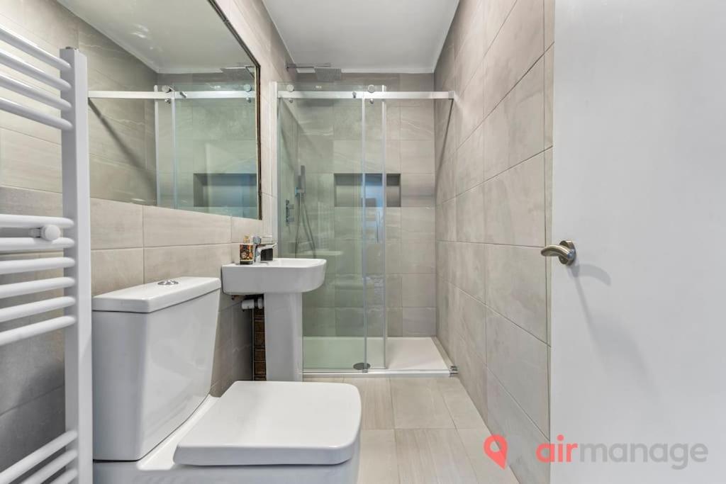 Apartmán West Kensington 2Bed Flat Londýn Exteriér fotografie